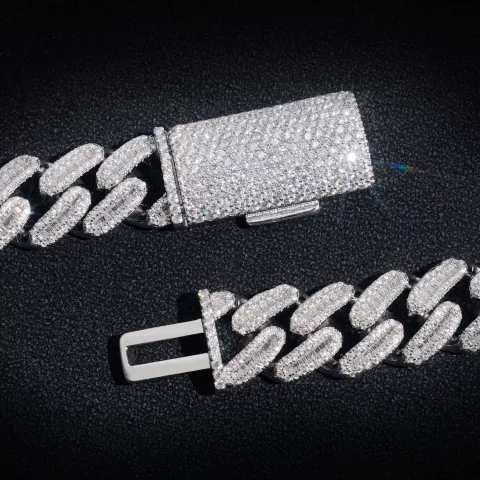 Credence Baguette Link  Chain  · 14 mm — detail 1