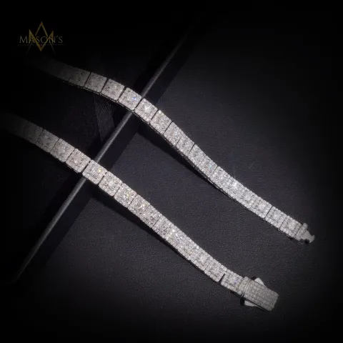 Dominion's Tennis Link Chain — detail 4