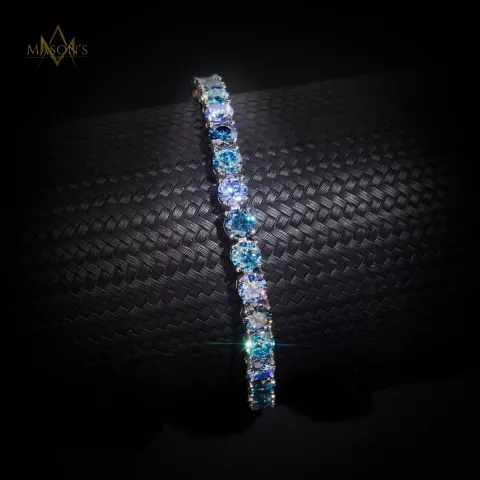 Empress’ Tennis Link Bracelet · Azure