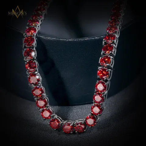 Empress’ Tennis Link Chain · Crimson — detail 2