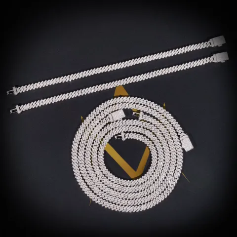 Lignes' Cuban Link Chain — detail 3