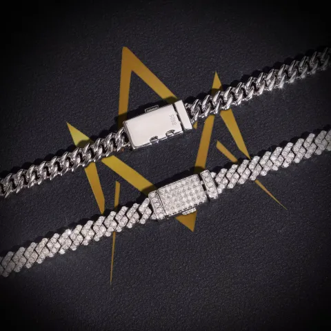 Lignes' Cuban Link Chain — detail 1