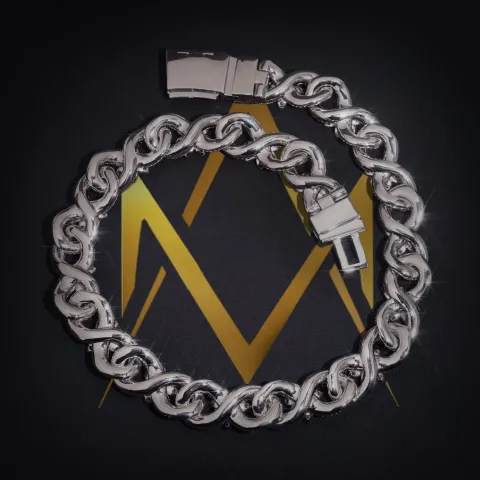 Mediator’s Infinity Link Chain — detail 3