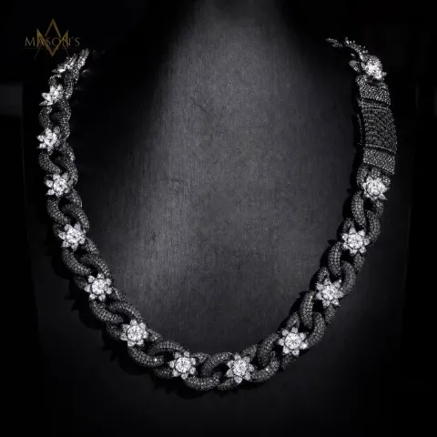 Mediator’s Infinity Link Chain — detail 13
