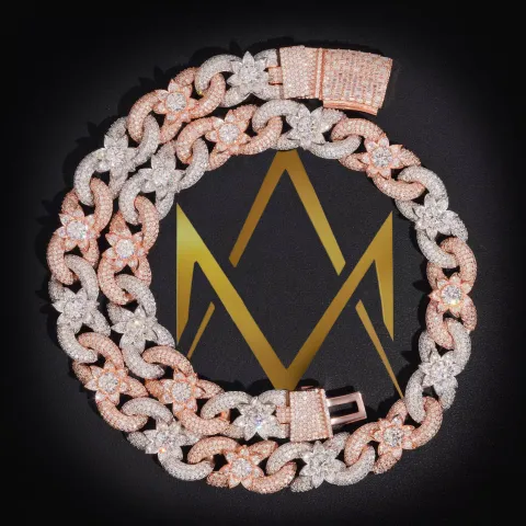 Mediator’s Infinity Link Chain — detail 4