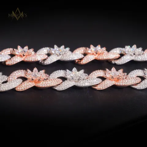 Mediator’s Infinity Link Chain