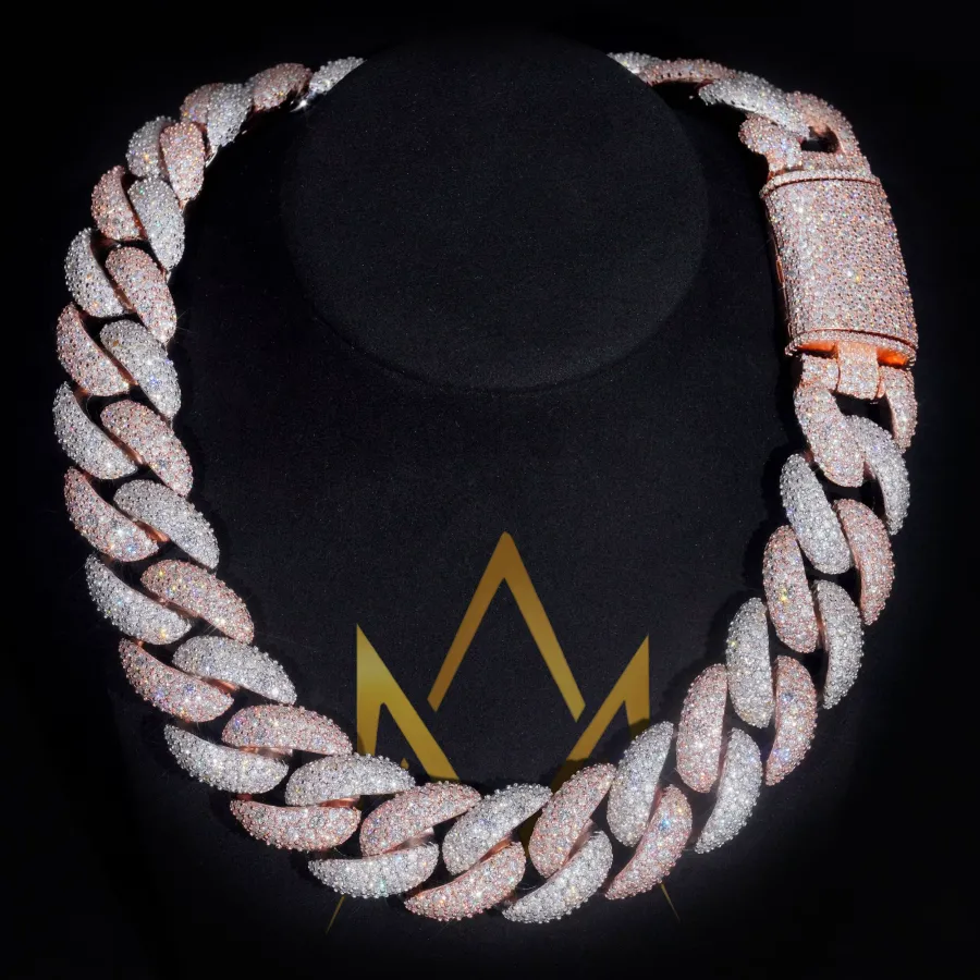 Monarch's Cuban Link Chain · 28 mm