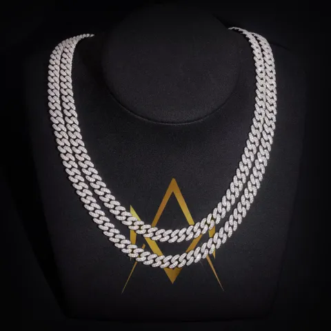 Patrician's Cuban Link Chain — detail 5