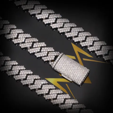 Regent's Cuban Link Chain · 10 mm — detail 3
