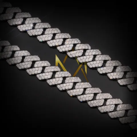 Regent's Cuban Link Chain · 12 mm — detail 2