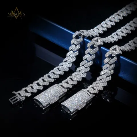 Regent's Cuban Link Chain · 12 mm — detail 3