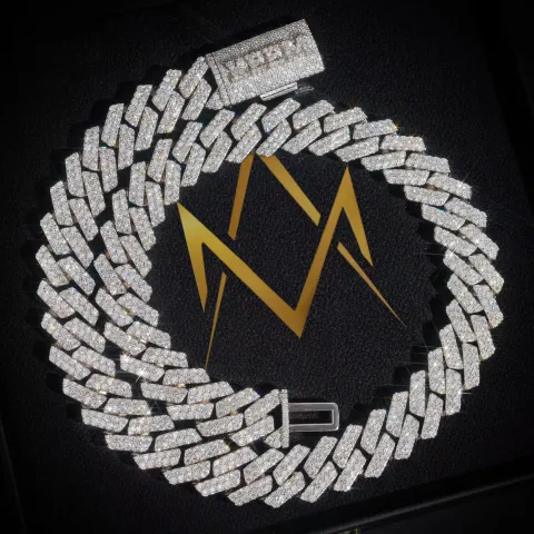 Regent's Cuban Link Chain · 18 mm