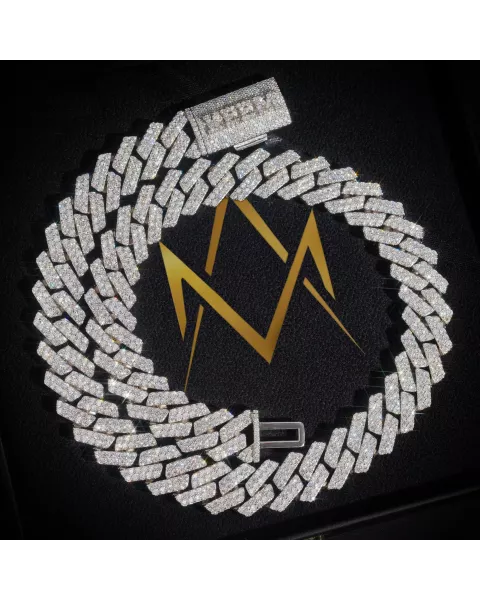 Regent's Cuban Link Chain · 18 mm