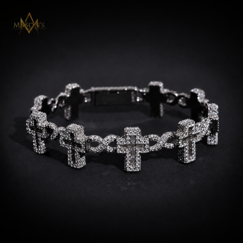 Reliquary Tennis Link Bracelet — detail 10