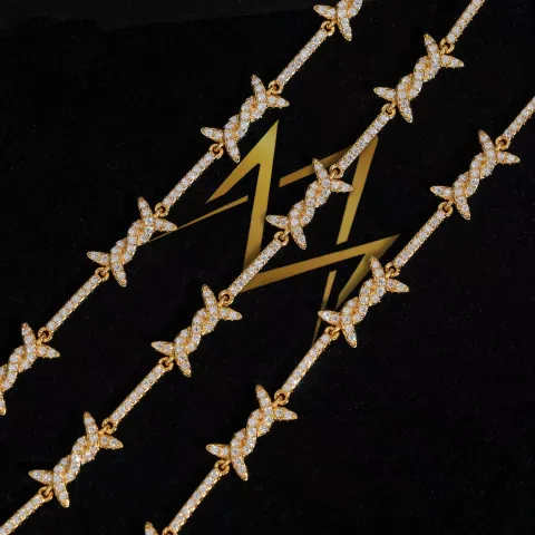 Schismatic’s Tennis Link Chain — detail 1