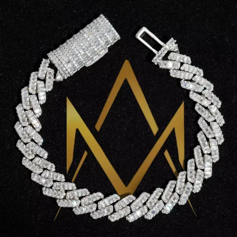 Aegis Baguette Link Bracelet — detail 5