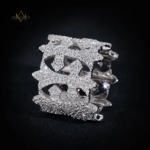 Apostle's Cross Ring — detail 1