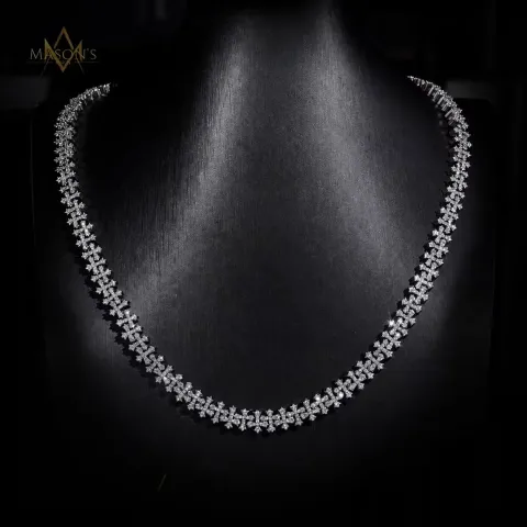 Apostle's Cross Link Chain — detail 7