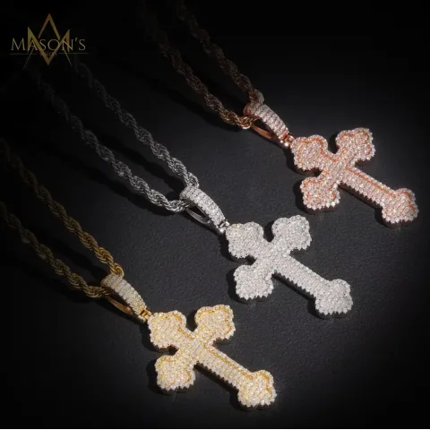 Ascendant's Cross Pendant — detail 3