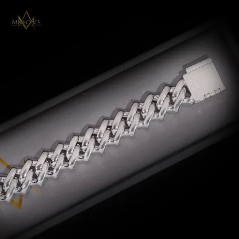 Basileus' Baguette Link Bracelet — detail 5