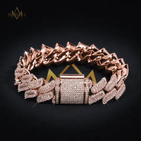 Basileus' Baguette Link Bracelet — detail 8