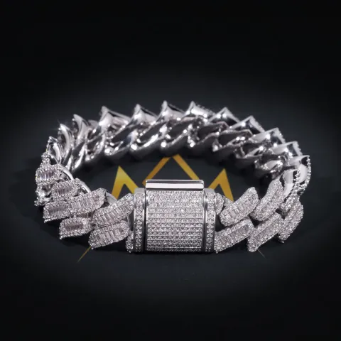 Basileus' Baguette Link Bracelet — detail 6