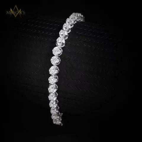 Bulwark's Tennis Link Bracelet — detail 4