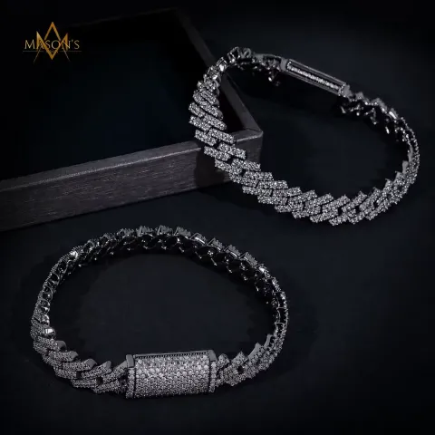 Consul's Cuban Link Bracelet — detail 8