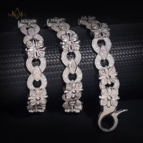 Curator's Infinity Link Chain