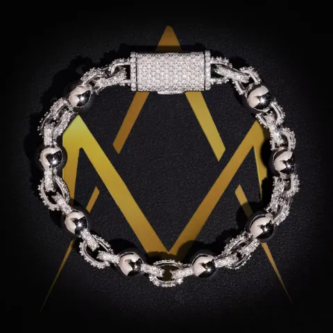 Custodian's Infinity Link Bracelet — detail 3