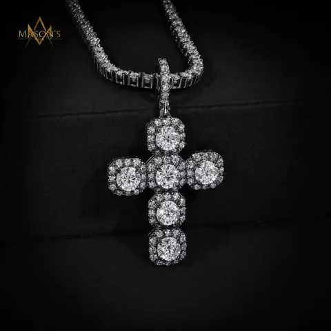 Dominion's Cross Pendant — detail 8