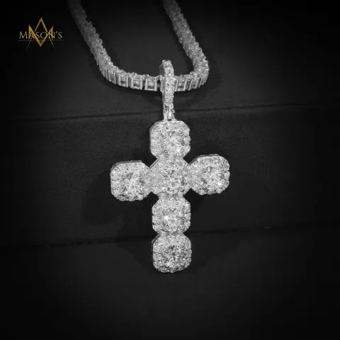 Dominion's Cross Pendant — detail 5