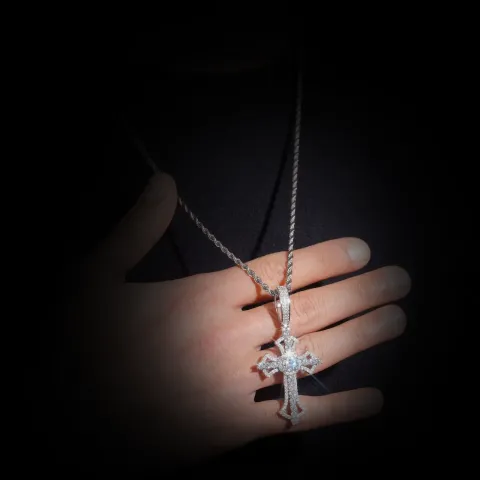 Duarch's Cross Pendant