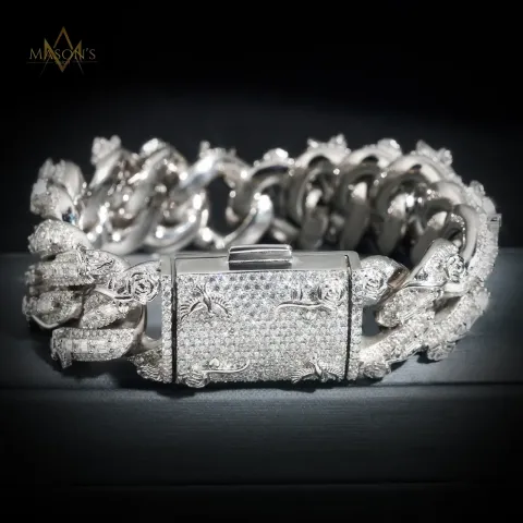 Elysian Baguette Link Bracelet · 20 mm