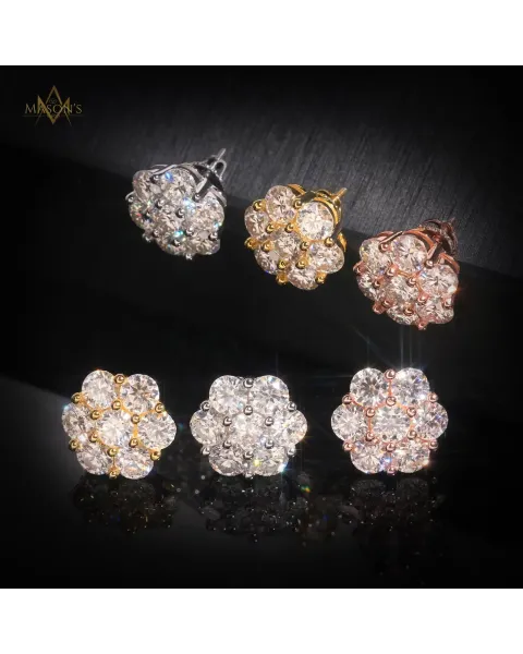 Mediator’s Stud Earrings