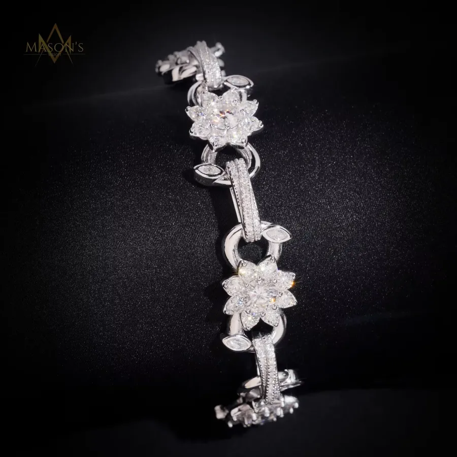 Mediator’s Infinity Link Bracelet
