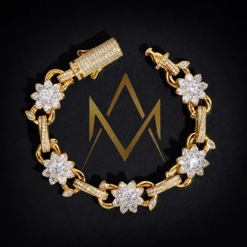 Mediator’s Infinity Link Bracelet — detail 6