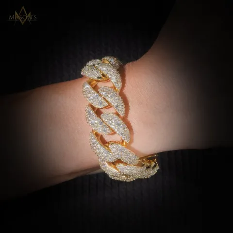 Monarch's Cuban Link Bracelet · 24 mm — detail 2