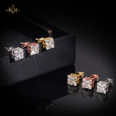 Ordinant's Stud Earrings