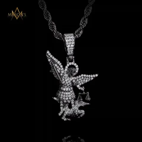 Ordinant's Angel Pendant — detail 8