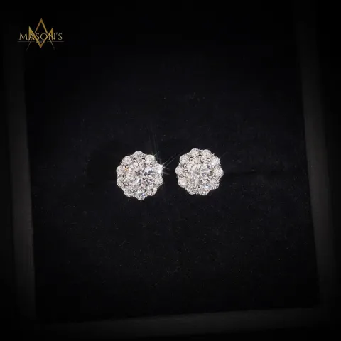 Patrician's Stud Earrings — detail 1