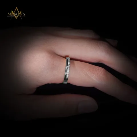 Patrician's Band Ring — detail 6