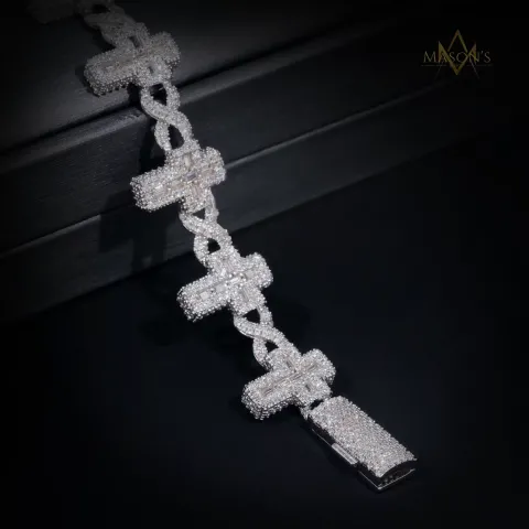 Reliquary Tennis Link Bracelet — detail 1