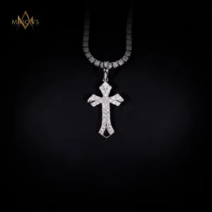Bulwark's Cross Pendant - White Gold