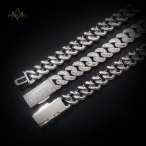 Credence Baguette Link Chain · 12 mm
