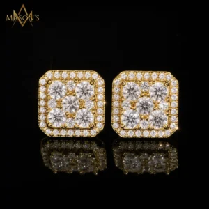 Dominion's Stud Earrings - Gold